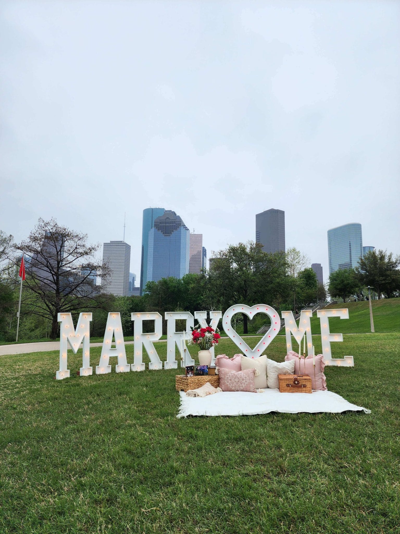Marquee letters