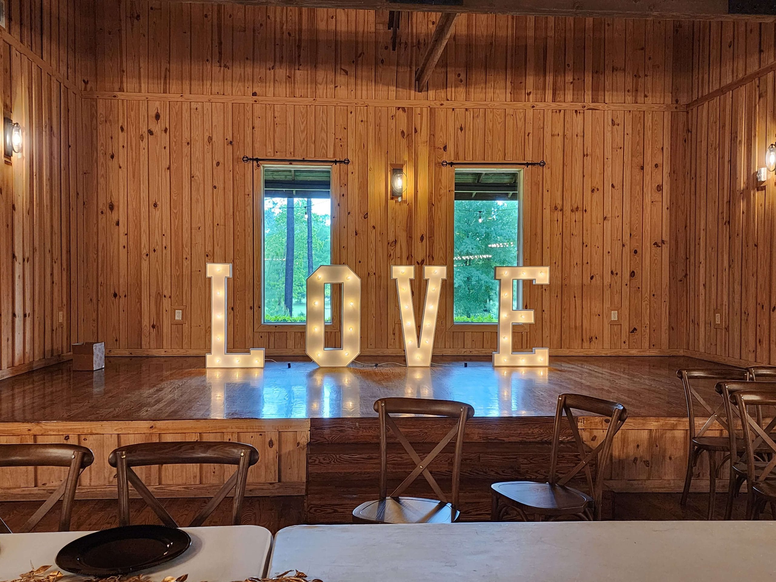 Decor And Photo Backdrops