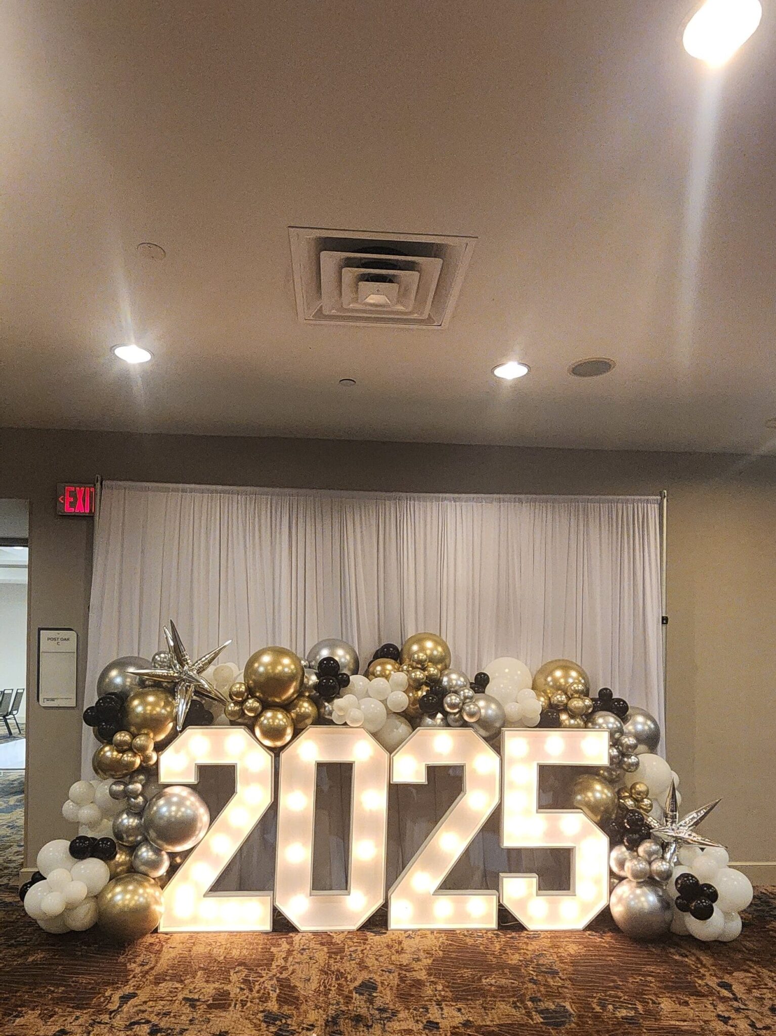 Marquee letters for graduations