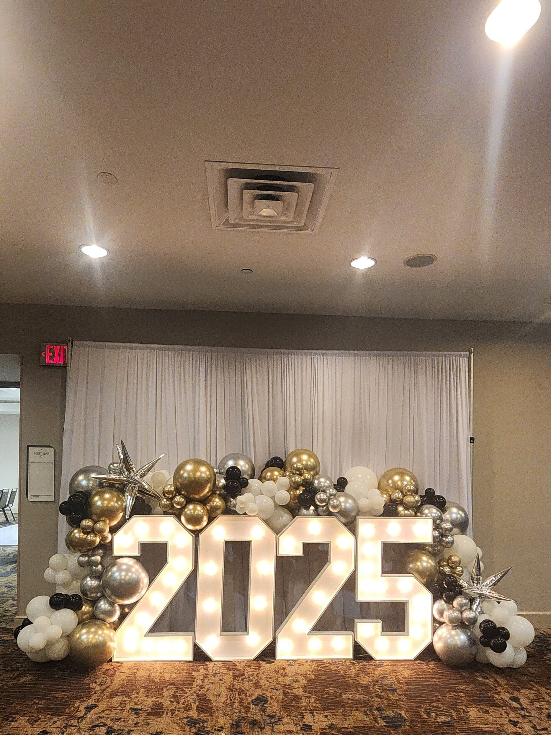 Marquee letters for graduations